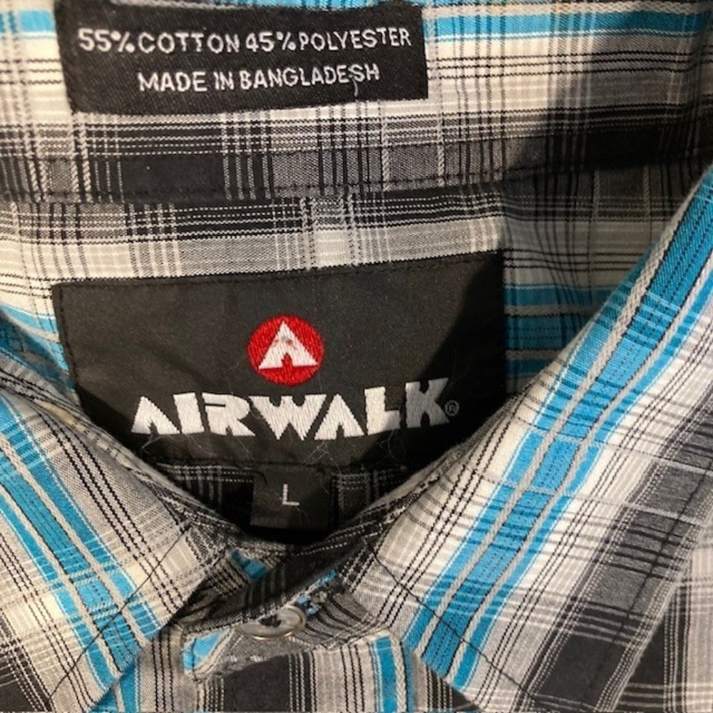 Airwalk Fishing Plaid Shirt Large 21 x 30